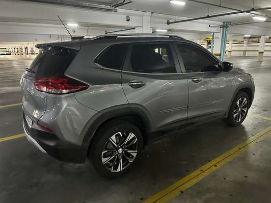 CHEVROLET-TRACKER-2020