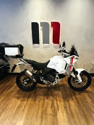 DUCATI DESERT X 