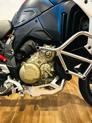 DUCATI-MULTISTRADA 1200 V4 RALLY ADVENTURE-2024