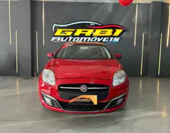 FIAT BRAVO 1.8 ESSENCE 16V FLEX 4P AUTOMATIZADO FIAT BRAVO 1.8 ESSENCE 16V FLEX 4P AUTOMATIZADO
