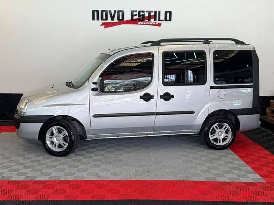 FIAT DOBLÒ 1.8 MPI HLX 8V FLEX 4P MANUAL