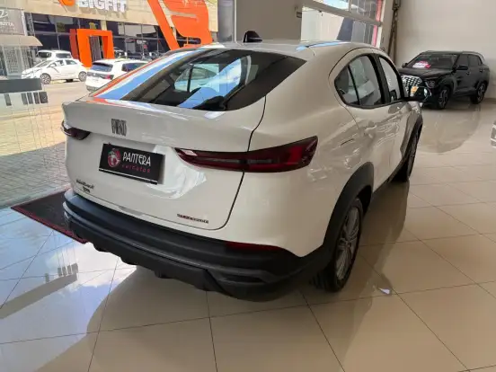 FIAT-FASTBACK-2025