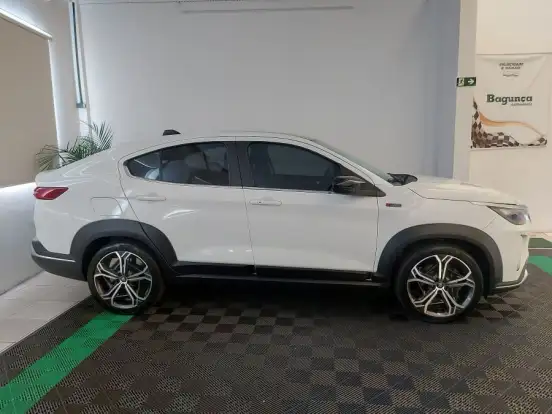 FIAT-FASTBACK-2023