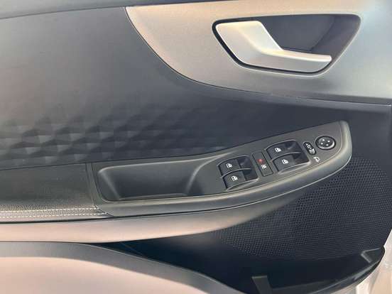 FIAT-FASTBACK-2023