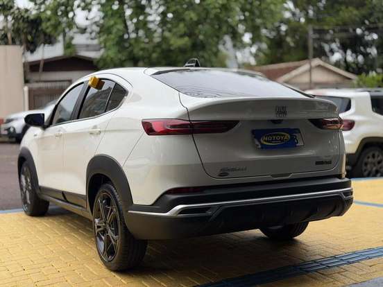 FIAT-FASTBACK-2023