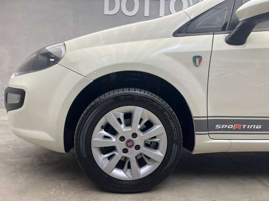 FIAT-PUNTO-1.4 ATTRACTIVE 8V FLEX 4P MANUAL FIAT-PUNTO-2015