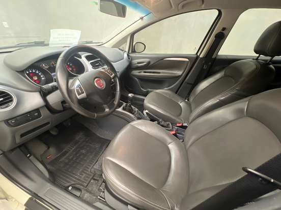FIAT-PUNTO-1.4 ATTRACTIVE 8V FLEX 4P MANUAL FIAT-PUNTO-2015