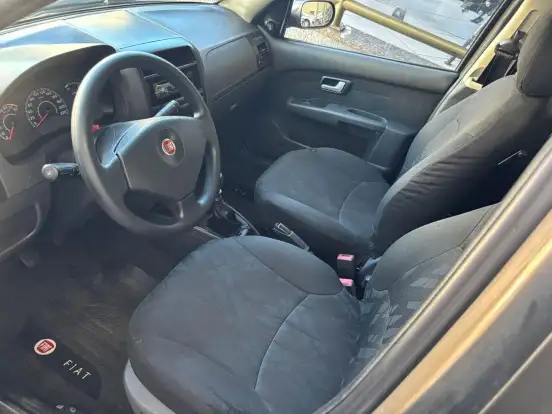 FIAT-SIENA-2010
