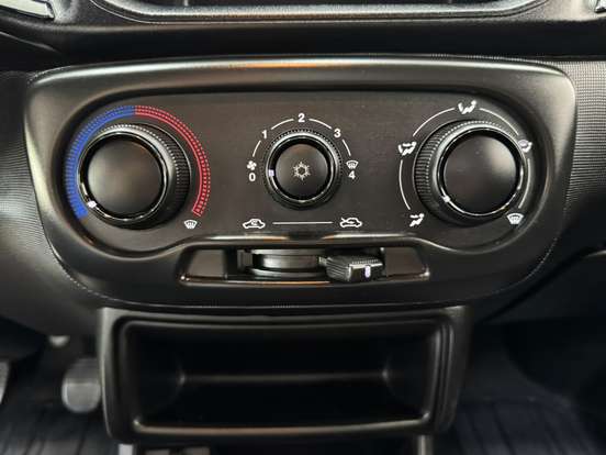 FIAT-STRADA-2024