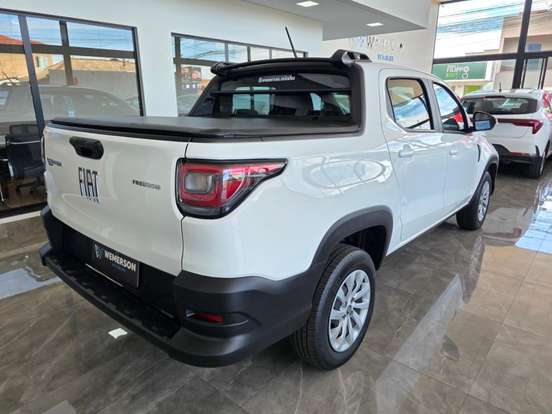 FIAT-STRADA-2024