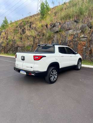 FIAT-TORO-2021