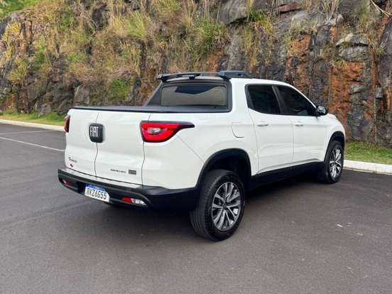 FIAT-TORO-1.3 TURBO 270 FLEX ENDURANCE AT6 FIAT-TORO-2021
