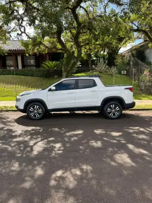 FIAT-TORO-2022
