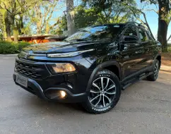 FIAT TORO 2.0 16V TURBO DIESEL ULTRA 4WD AT9 FIAT TORO 2.0 16V TURBO DIESEL ULTRA 4WD AT9