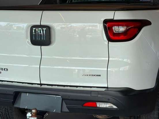 FIAT-TORO-2017