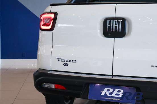 FIAT-TORO-2020