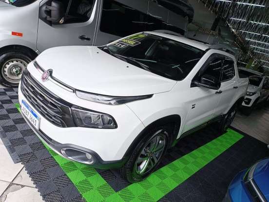 FIAT-TORO-2017