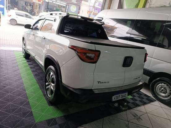 FIAT-TORO-2.0 16V TURBO DIESEL VOLCANO 4WD AT9 FIAT-TORO-2017