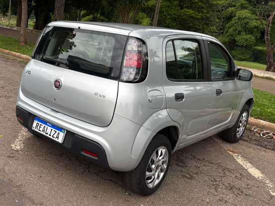 FIAT-UNO-2017