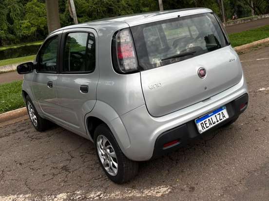 FIAT-UNO-2017