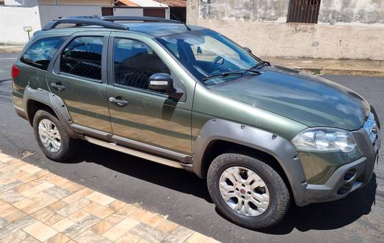 FIAT PALIO 1.8 MPI ADVENTURE WEEKEND 8V FLEX 4P MANUAL