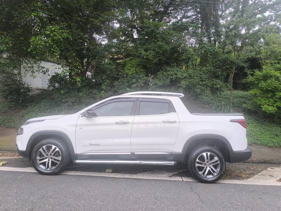 FIAT TORO 2.4 16V MULTIAIR FLEX VOLCANO AT9
