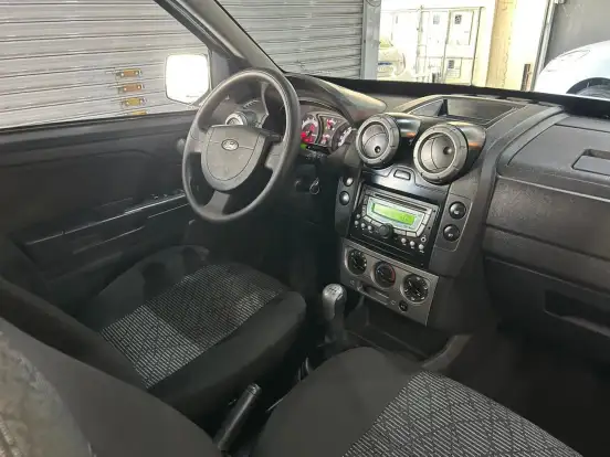FORD-ECOSPORT-2012