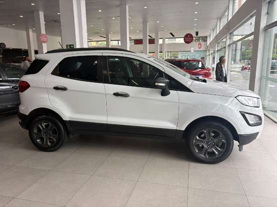 FORD-ECOSPORT-2017