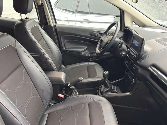 FORD-ECOSPORT-2020