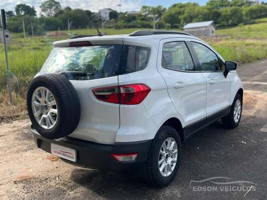 FORD-ECOSPORT-2018