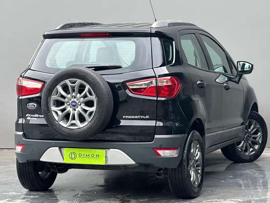 FORD-ECOSPORT-2016