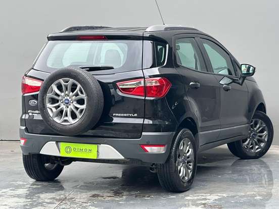 FORD-ECOSPORT-2016