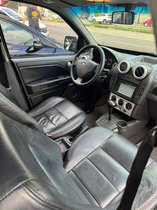 FORD-ECOSPORT-2010