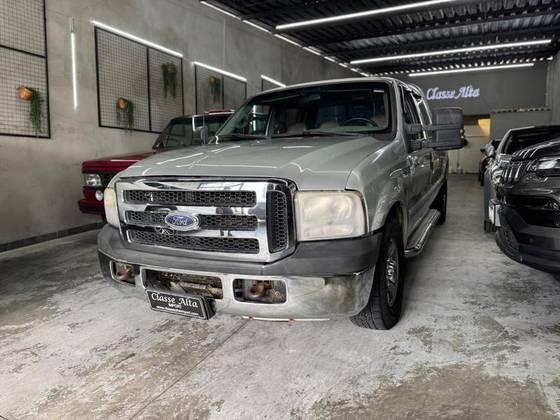 FORD F-250 4.2 XLT 4X2 CD TURBO INTERCOOLER DIESEL 4P MANUAL