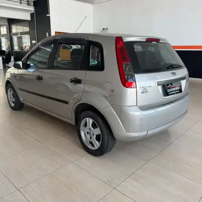 FORD-FIESTA-2012
