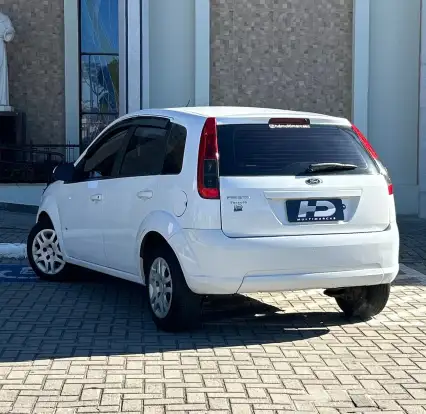 FORD-FIESTA-2013