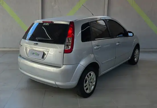 FORD-FIESTA-2008