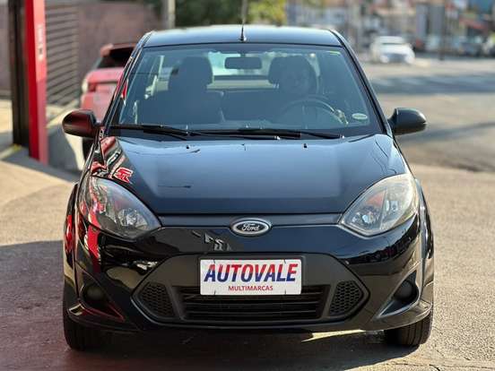 FORD-FIESTA-2012