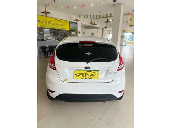 FORD-FIESTA-2013