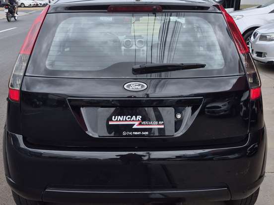 FORD-FIESTA-2011