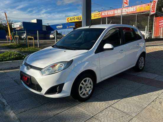 FORD-FIESTA-2012