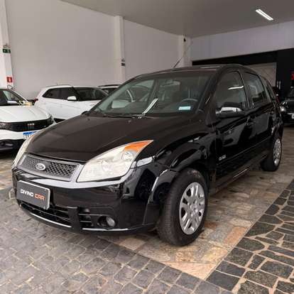 FORD-FIESTA-2010