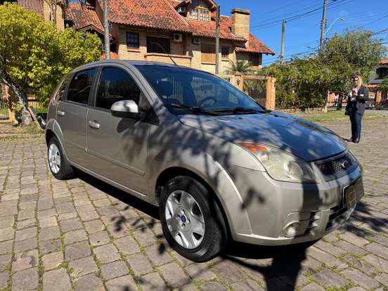 FORD-FIESTA-1.6 MPI CLASS HATCH 8V FLEX 4P MANUAL FORD-FIESTA-2009
