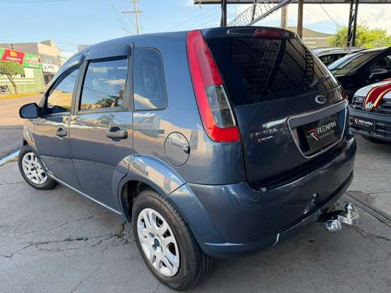 FORD-FIESTA-2010