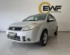 FORD FIESTA 1.6 MPI HATCH 8V FLEX 4P MANUAL FORD FIESTA 1.6 MPI HATCH 8V FLEX 4P MANUAL