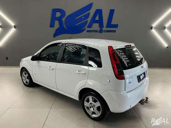 FORD-FIESTA-1.6 ROCAM SE 8V FLEX 4P MANUAL FORD-FIESTA-2013