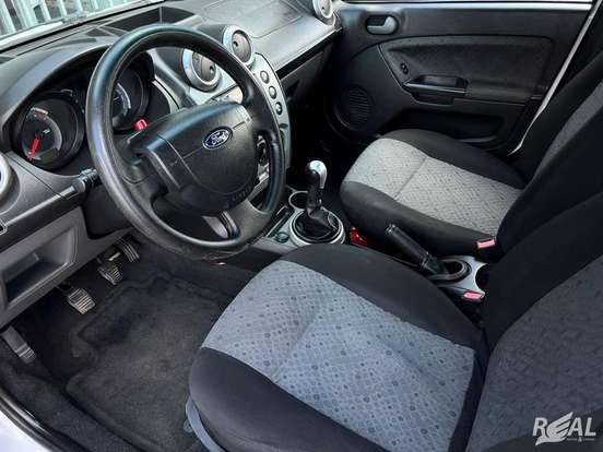 FORD-FIESTA-1.6 ROCAM SE 8V FLEX 4P MANUAL FORD-FIESTA-2013
