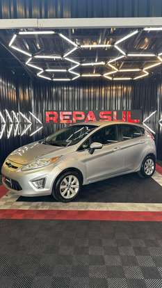 FORD-FIESTA-2012