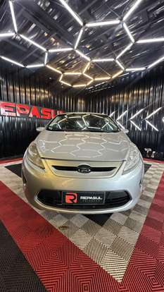 FORD-FIESTA-2012
