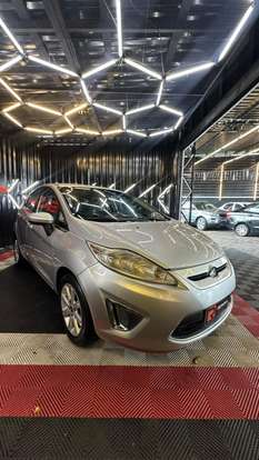 FORD-FIESTA-2012